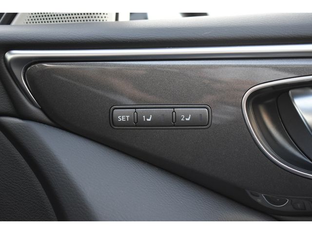 NISSAN SKYLINE HYBRID 2020