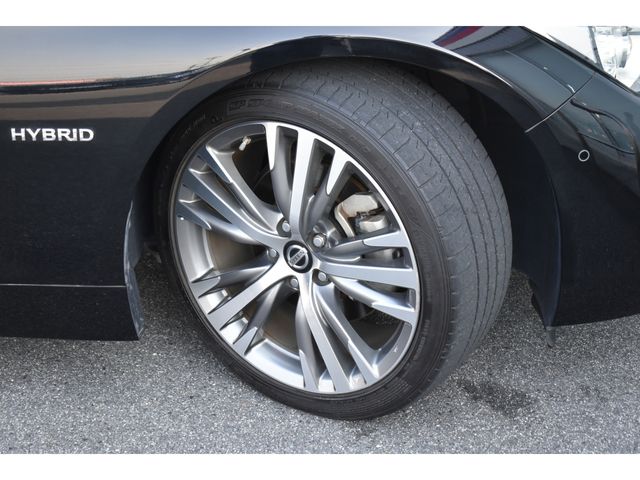 NISSAN SKYLINE HYBRID 2020