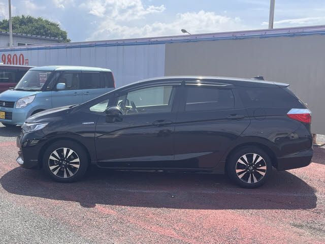 HONDA SHUTTLE HYBRID 2015