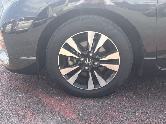 HONDA SHUTTLE HYBRID 2015