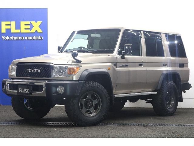 TOYOTA LANDCRUISER van 2015