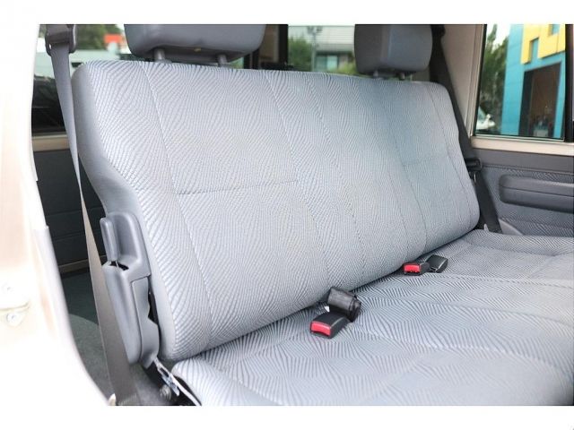 TOYOTA LANDCRUISER van 2015