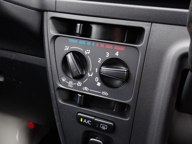 DAIHATSU HIJET CARGO 2019