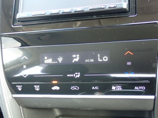 HONDA SHUTTLE HYBRID 2022