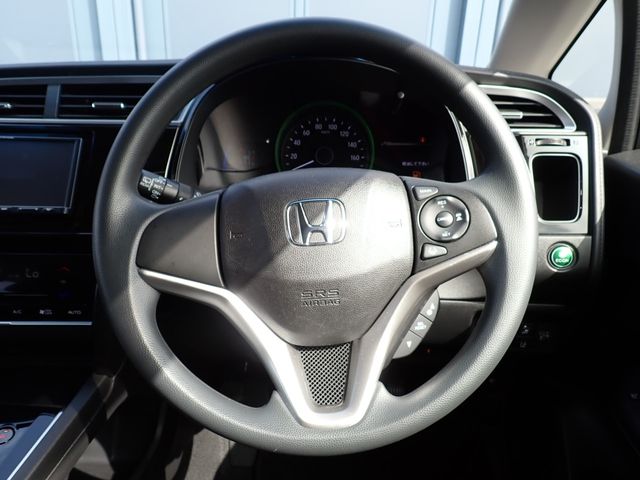 HONDA SHUTTLE HYBRID 2022