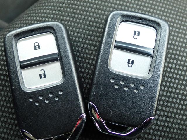 HONDA SHUTTLE HYBRID 2022