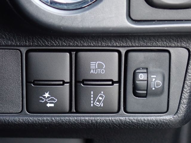 TOYOTA COROLLA FIELDER 2020