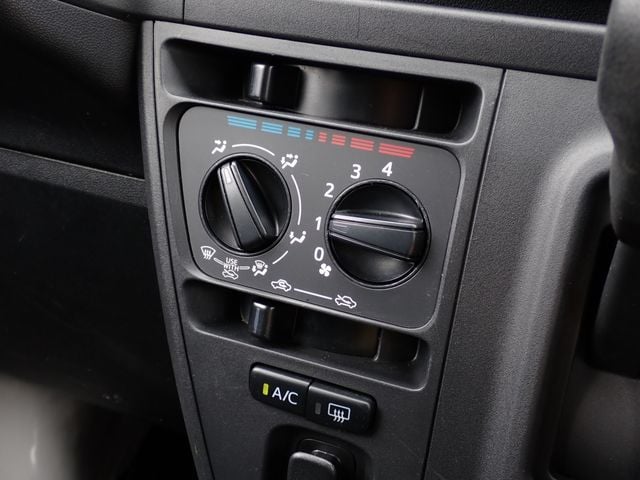 DAIHATSU HIJET CARGO 2019