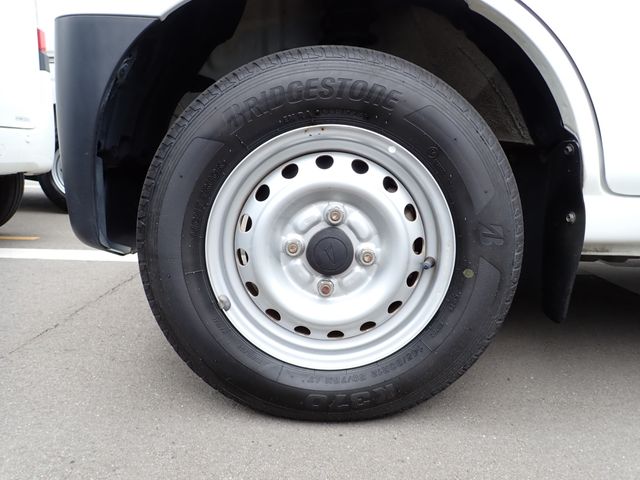 DAIHATSU HIJET CARGO 2019