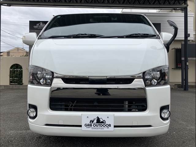 TOYOTA HIACE van 2WD 2018