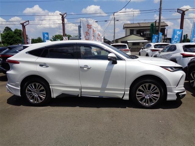 TOYOTA HARRIER 2WD 2024