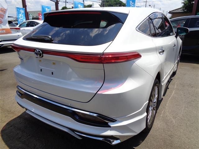 TOYOTA HARRIER 2WD 2024