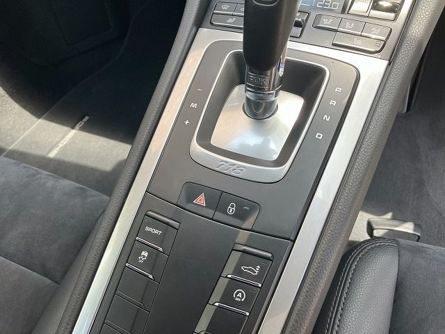 PORSCHE PORSCHE 718CAYMAN 2017