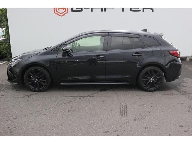 TOYOTA COROLLA TOURING HYBRID 2022