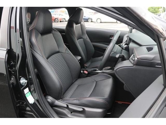 TOYOTA COROLLA TOURING HYBRID 2022