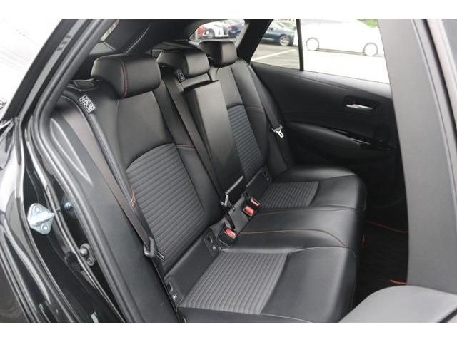 TOYOTA COROLLA TOURING HYBRID 2022