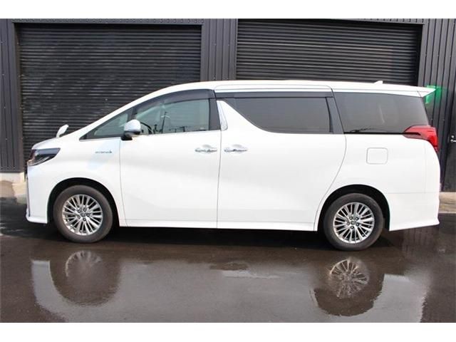 TOYOTA ALPHARD hybrid 4WD 2019