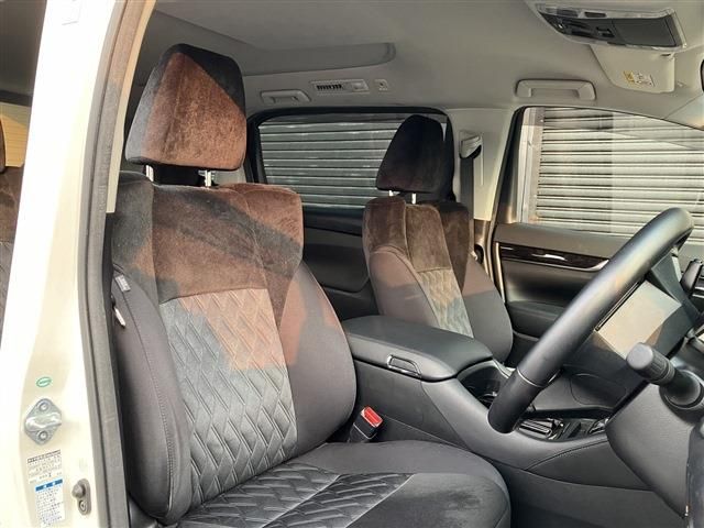 TOYOTA ALPHARD hybrid 4WD 2019