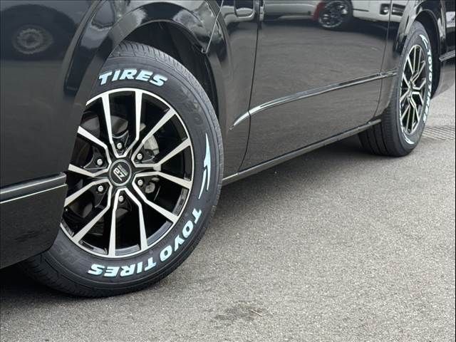 TOYOTA HIACE van 2WD 2024