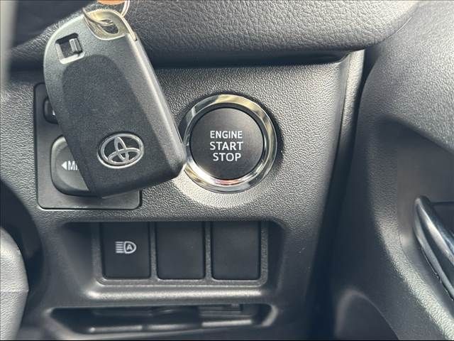 TOYOTA HIACE van 2WD 2024