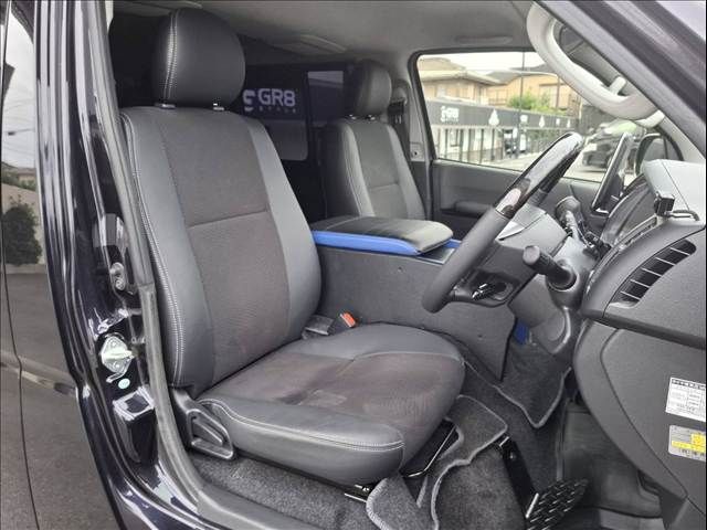 TOYOTA HIACE van 2WD 2018