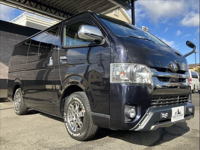 TOYOTA HIACE van 2WD 2018