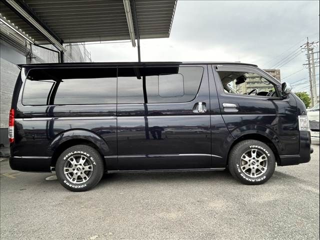 TOYOTA HIACE van 2WD 2018