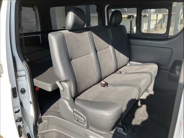 TOYOTA HIACE van 2WD 2024