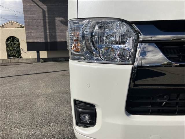 TOYOTA HIACE van 2WD 2024