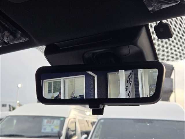 TOYOTA HIACE van 2WD 2024