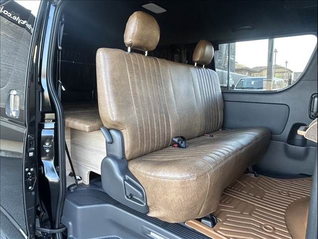 TOYOTA HIACE van 2WD 2024