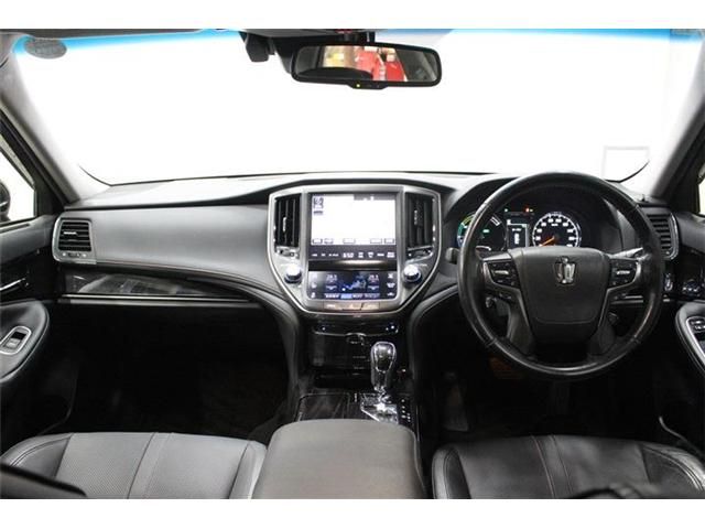 TOYOTA CROWN sedan hybrid 4WD 2017