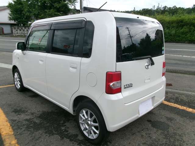 TOYOTA PIXIS SPACE 4WD 2017