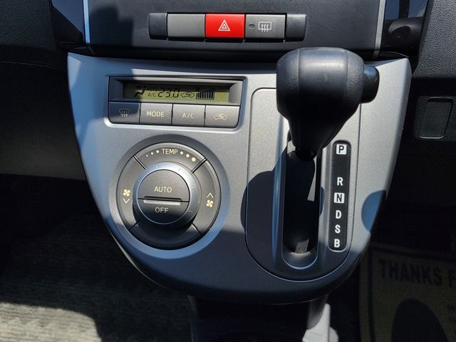 DAIHATSU MIRA CUSTOM 2010