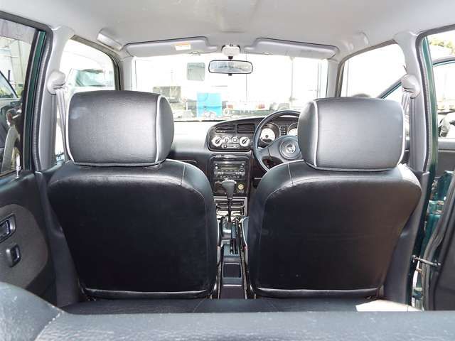 DAIHATSU MIRA GINO 2003