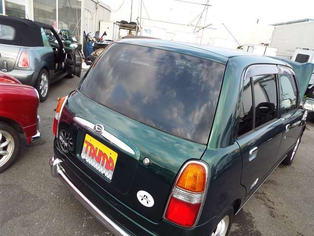 DAIHATSU MIRA GINO 2003