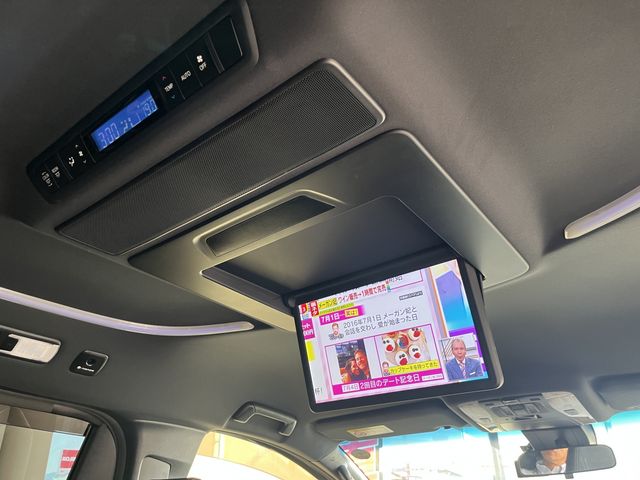 TOYOTA ALPHARD 4WD 2020