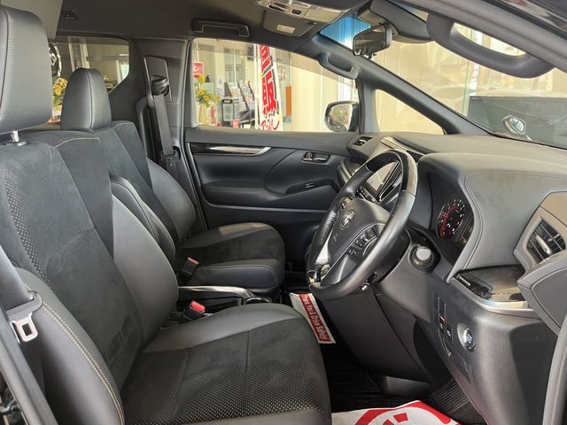 TOYOTA ALPHARD 4WD 2020