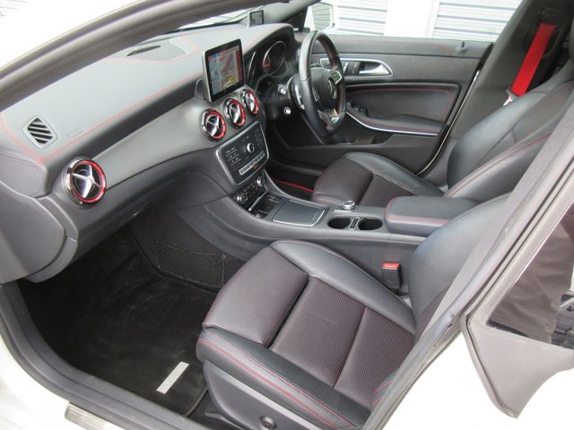 MERCEDES BENZ MERCEDES BENZ CLA class 2016