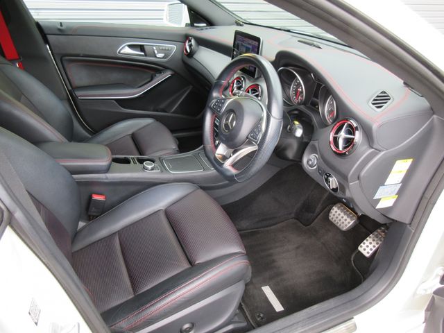 MERCEDES BENZ MERCEDES BENZ CLA class 2016