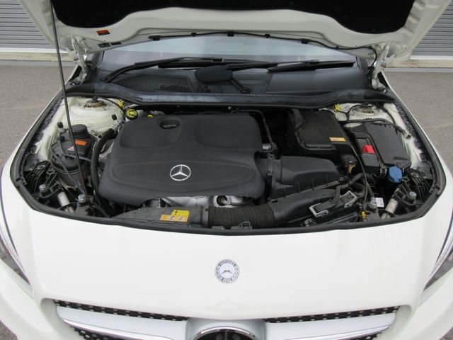 MERCEDES BENZ MERCEDES BENZ CLA class 2016