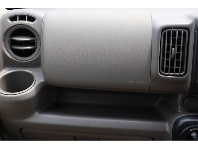 SUZUKI EVERY van 4WD 2025