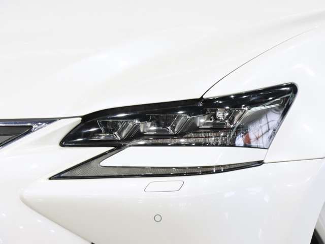 TOYOTA LEXUS GS200t 2017