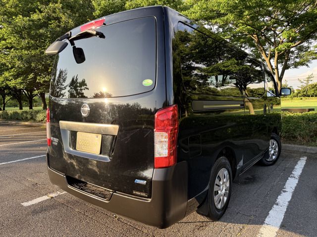 NISSAN NV350 CARAVAN 4WD 2015