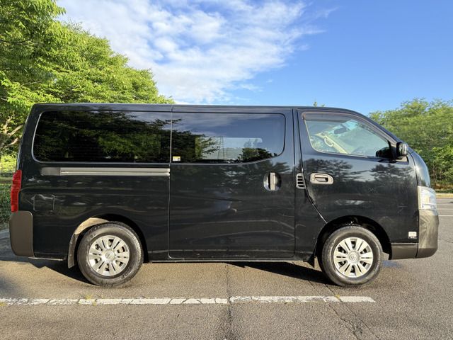 NISSAN NV350 CARAVAN 4WD 2015