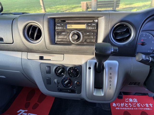 NISSAN NV350 CARAVAN 4WD 2015