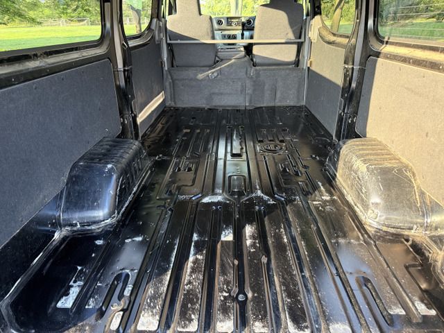 NISSAN NV350 CARAVAN 4WD 2015