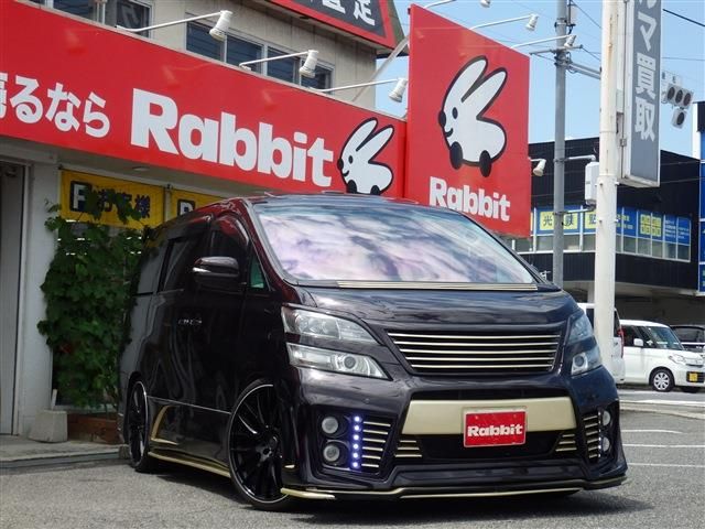 TOYOTA VELLFIRE 2010