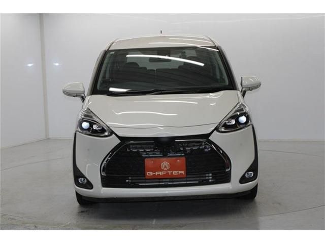 TOYOTA SIENTA HYBRID 2020