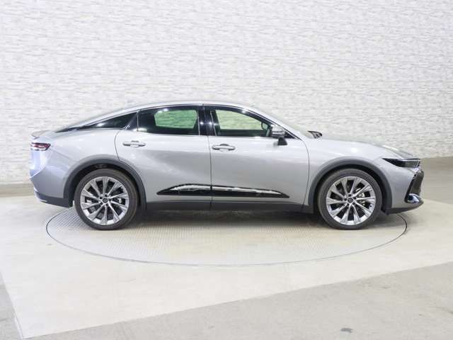 TOYOTA CROWN CROSSOVER 2022